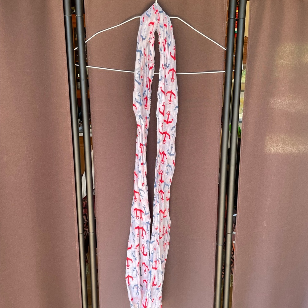 Anchor-patterned Scarf